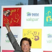 Rob Lowe at Habitat for Humanity pictures | Picture 63791